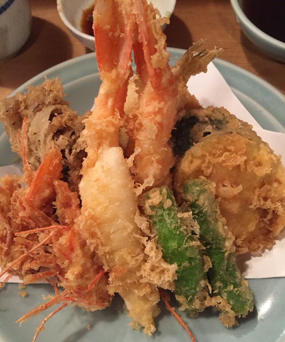 a perfectly fried tempura set